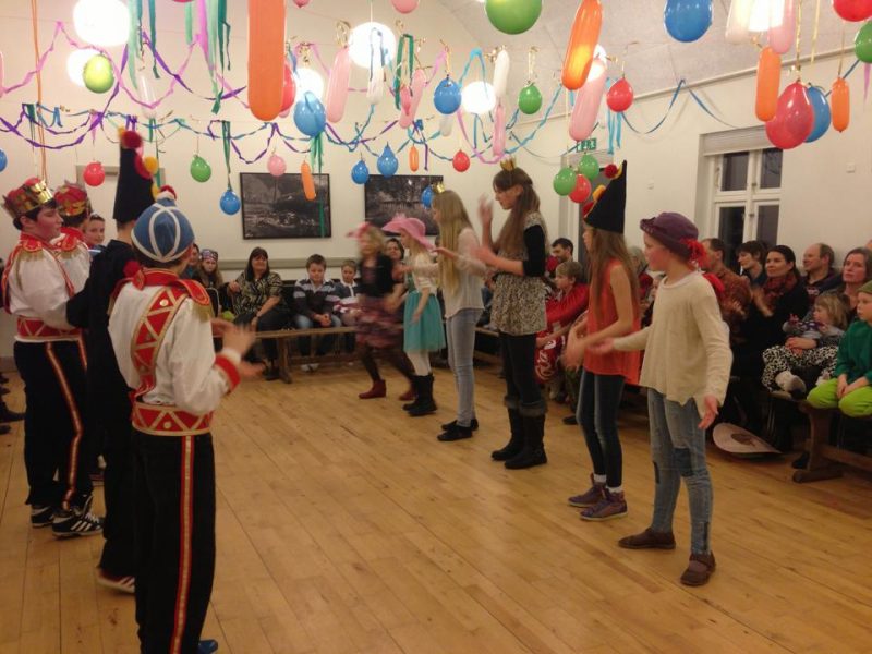 /images/uploads/2019/02/fastelavnsfest-800x600.jpg /images/uploads/2019/02/fastelavnsfest-800x600.jpg